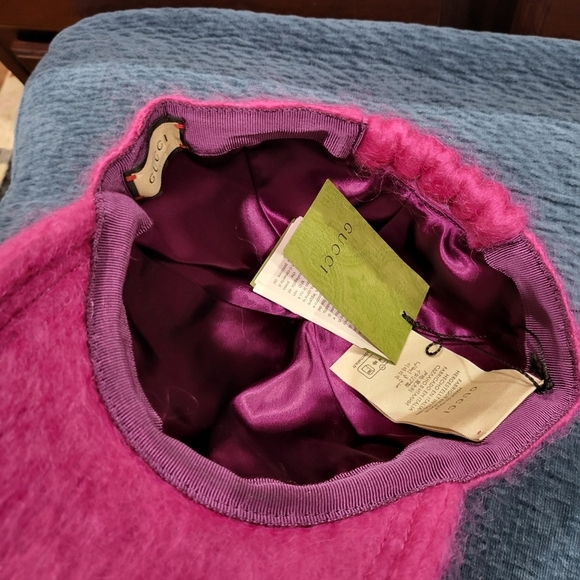 Brand New Authentic Gucci GG  Logo Mohair Pink Fucsia Hat..w/COA !! main image 4